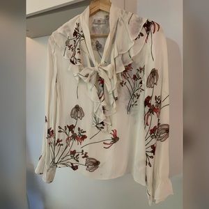 Aritzia Little Moon White Floral Blouse
